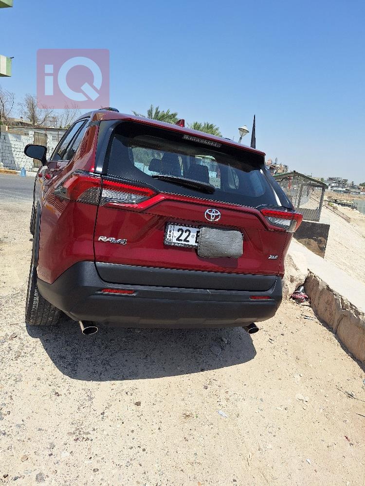 تويوتا راف 4